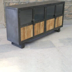 Buffet Métal Et Bois Jodhpur 4 Portes -Mobilier Soldes buffet metal et bois jodhpur 4 portes 1