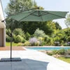 Parasol Décentré Rond Manoa Vert Olive Hespéride 1 Parasol Décentré Rond Manoa Vert Olive Hespéride -Mobilier Soldes parasol decentre rond manoa vert olive hesperide